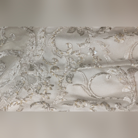 Nina Canacci Ivory Embroidered Wedding Dress - Picture 12 of 15